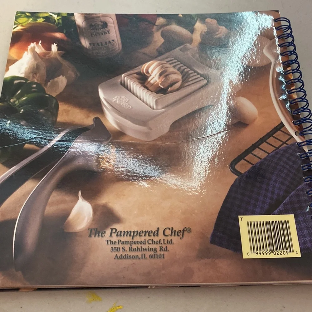 Pampered Chef‎ Main Dishes cookbook